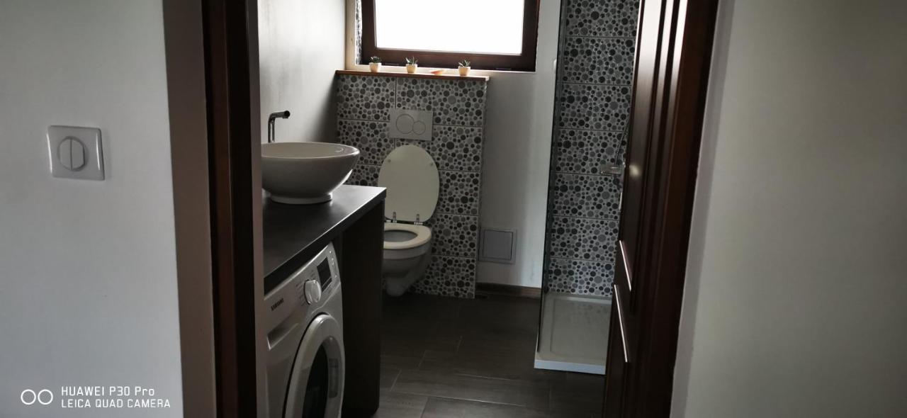 Luca'S Home Оршова Экстерьер фото